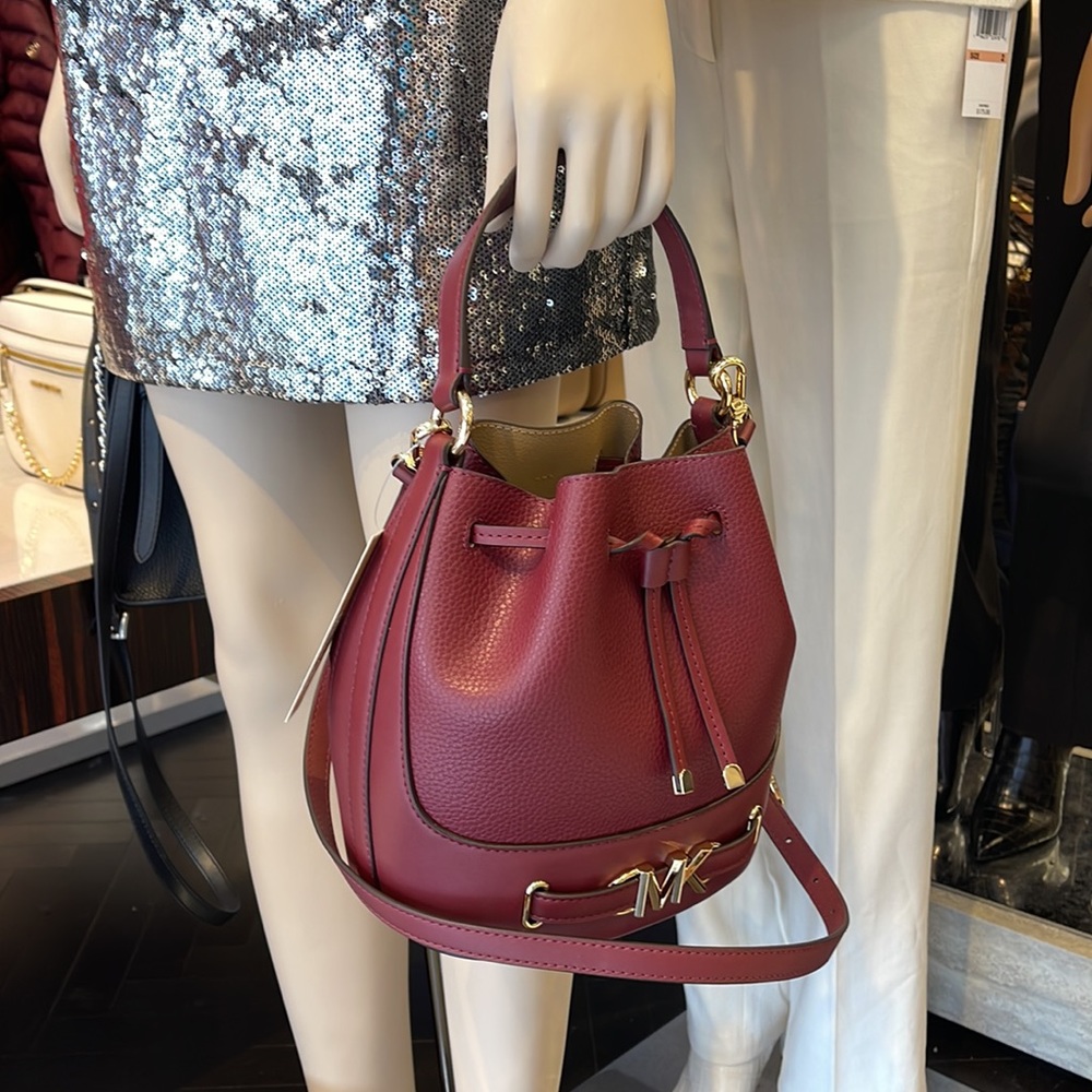 MICHAEL KORS 
Reed Medium Pebbled Leather Bucket Bag
Dark Cherry 
NWT - Picture 12 of 16